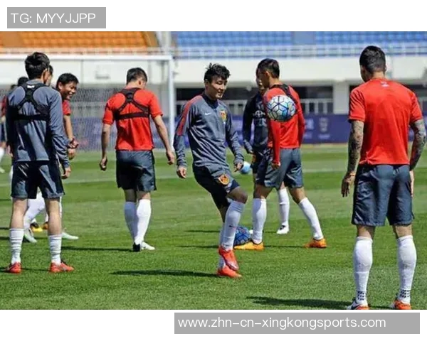 中北美足球身价最高阵容揭晓普利西奇戴维斯领衔美国五将入选 中北美足球身价最高阵容揭晓普利西奇戴维斯领衔美国五将入选