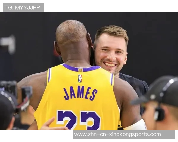 雷迪克确认东契奇将出战对阵太阳比赛里夫斯与斯玛特也将参赛