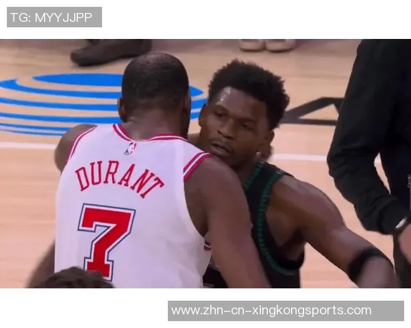 华兹狂砍55分杜兰特紧随其后贡献39分两人联手引领比赛高潮